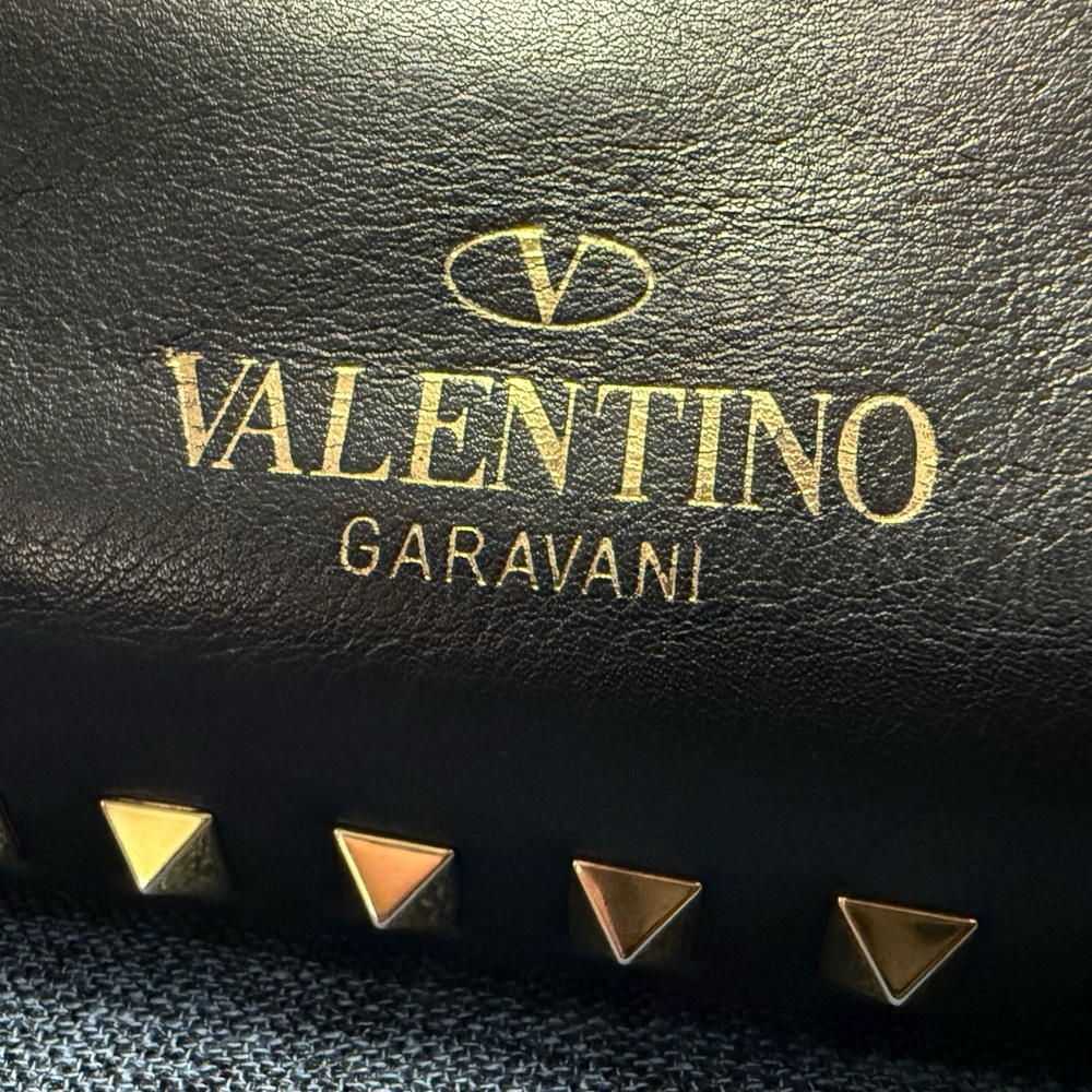Valentino Garavani Rockstud Leather Tote with Gold Hardware - Picture 6 of 6